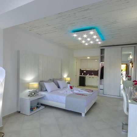 Ftelia Luxury Studio "Quattro" Меґалі-Аммос Екстер'єр фото